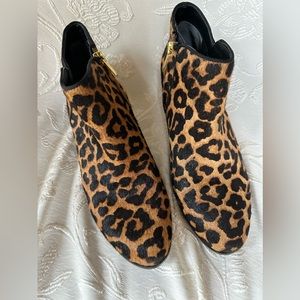 Sam Edelman leather print booties size 7